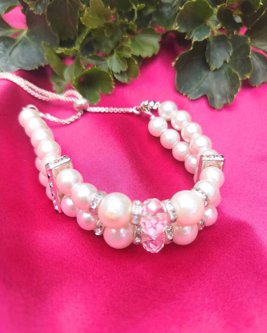 white Pearl Bracelet
